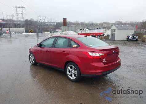 2014 Ford Focus Se из США, поврежденный, VIN 1FADP3F27EL446780